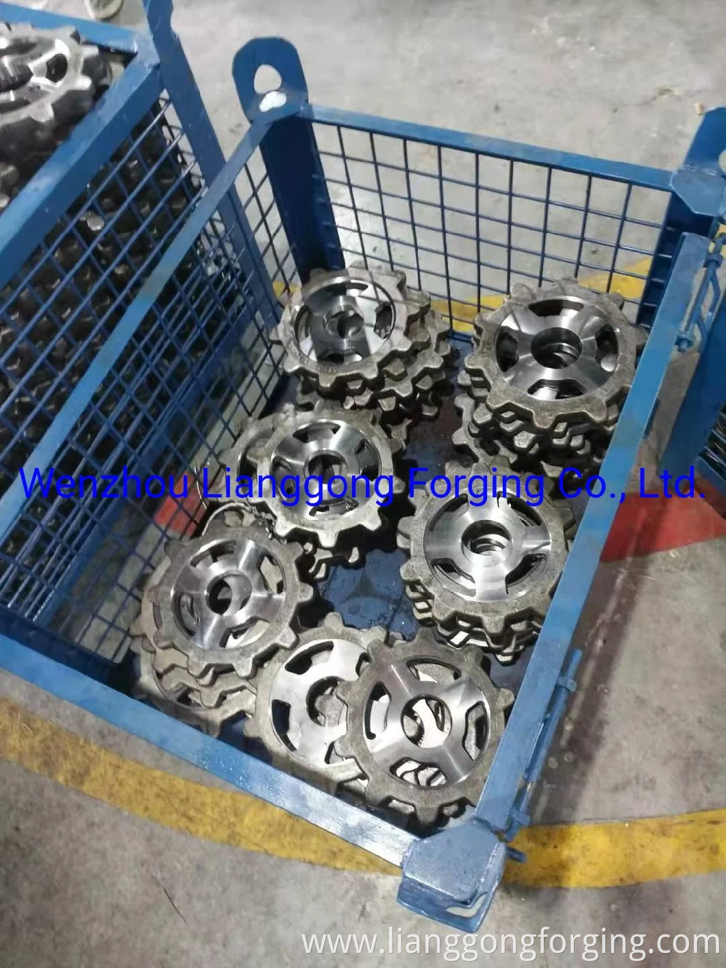 Customized Carbon/Alloy Steel Forging Excavator Drive Sprocket in Construction Machinery